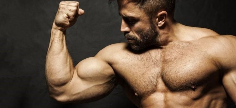 zalety treningu ramion